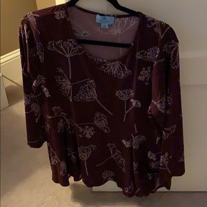 😍 Burgundy blouse with flounce bottom